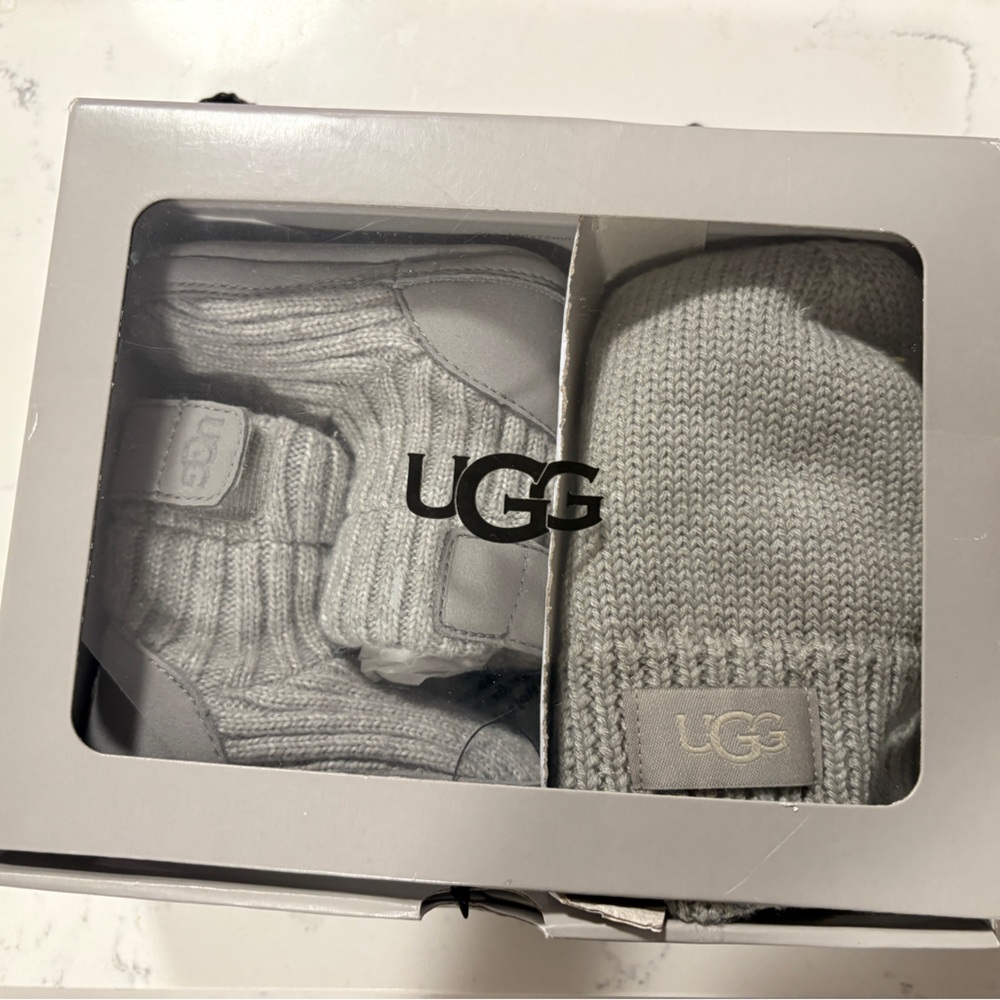 UGG Light Gray Baby Uggs With Hat Set
